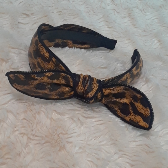 Leopard Pattern Headband - Picture 2 of 2